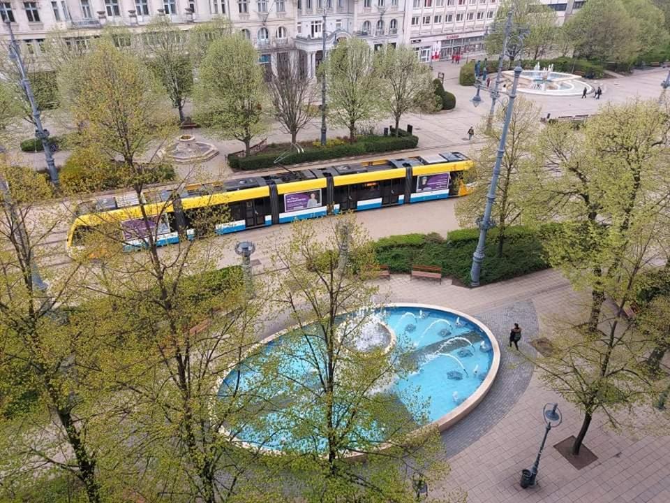 Alfoeldi Palace Apartman Debrecen Ngoại thất bức ảnh