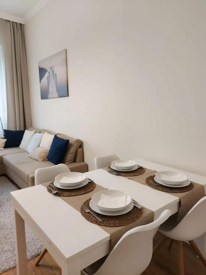 Alfoeldi Palace Apartman Debrecen Ngoại thất bức ảnh