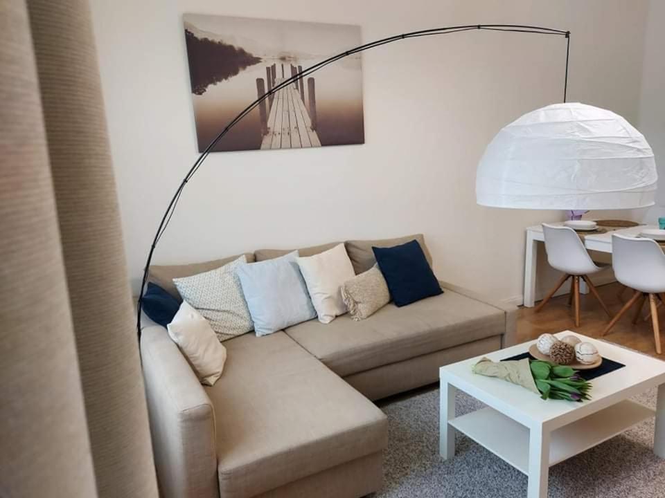 Alfoeldi Palace Apartman Debrecen Ngoại thất bức ảnh