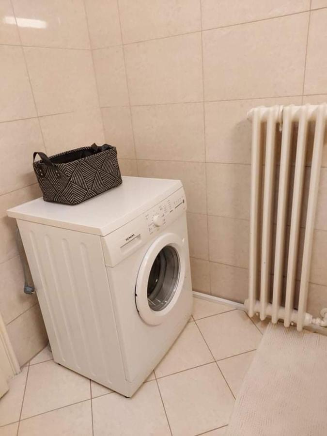 Alfoeldi Palace Apartman Debrecen Ngoại thất bức ảnh