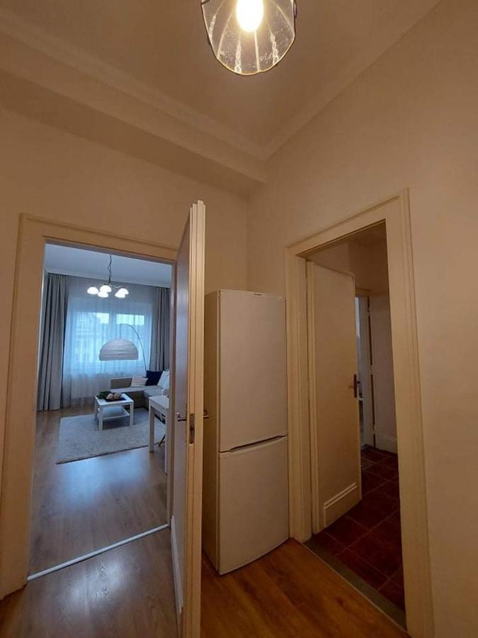 Alfoeldi Palace Apartman Debrecen Ngoại thất bức ảnh