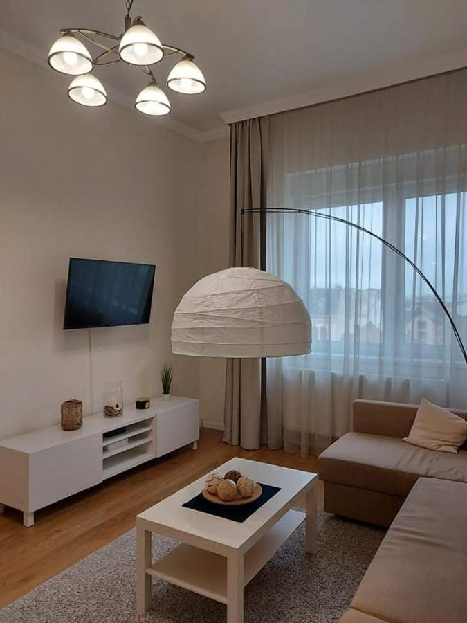 Alfoeldi Palace Apartman Debrecen Ngoại thất bức ảnh